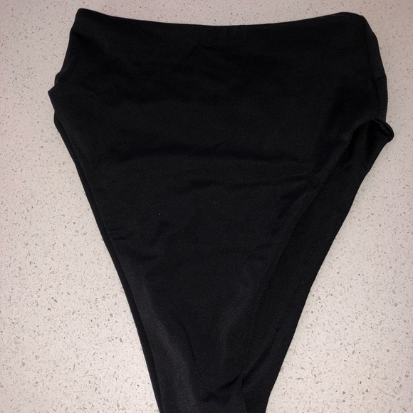 Aexae Swim High Rise bottom - Picture 3 of 7